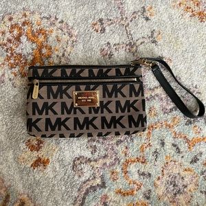 MK wristlet